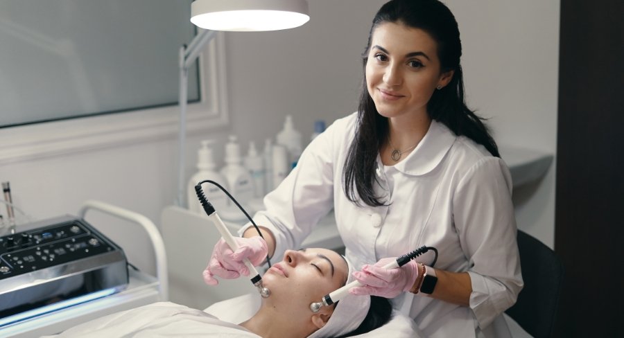 master-in-cosmetology-course-by-IBI-International